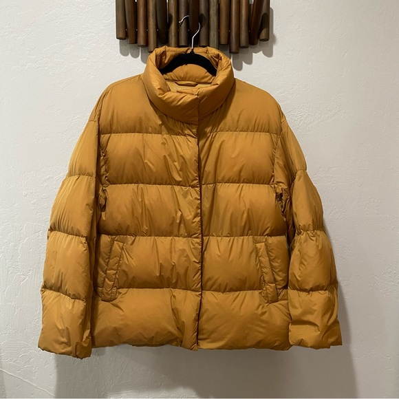 Uniqlo Jackets & Blazers - Uniqlo Ultra Light Down Jacket Puffer Jacket Gold Size L